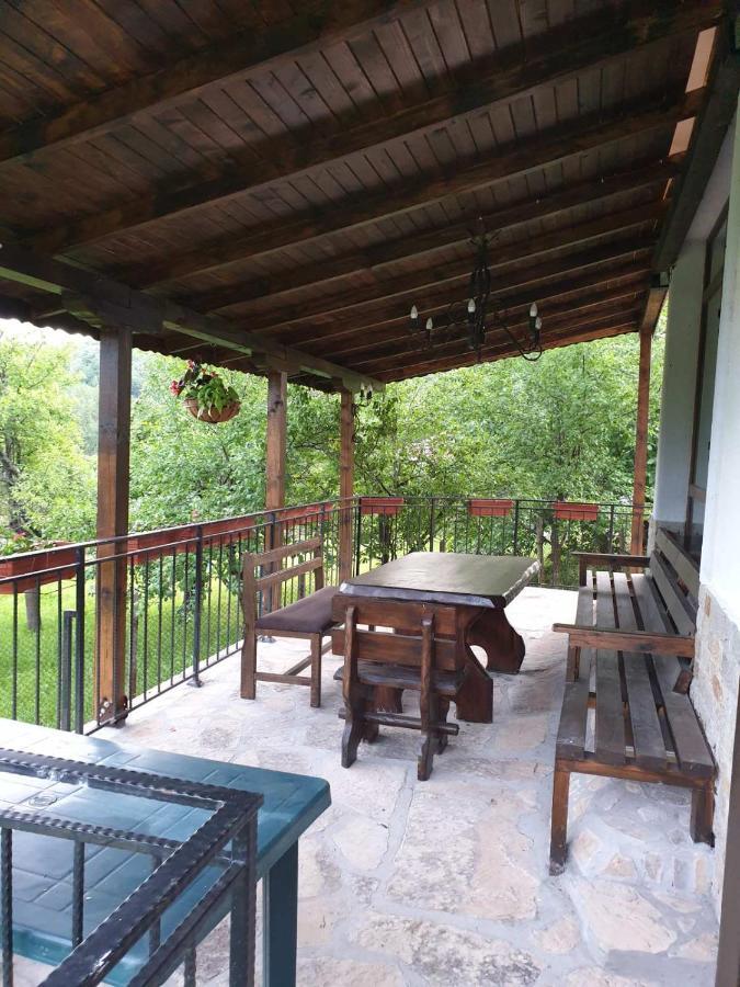 Бадевски Рай- Къща София Veliko Tŭrnovo Exterior foto