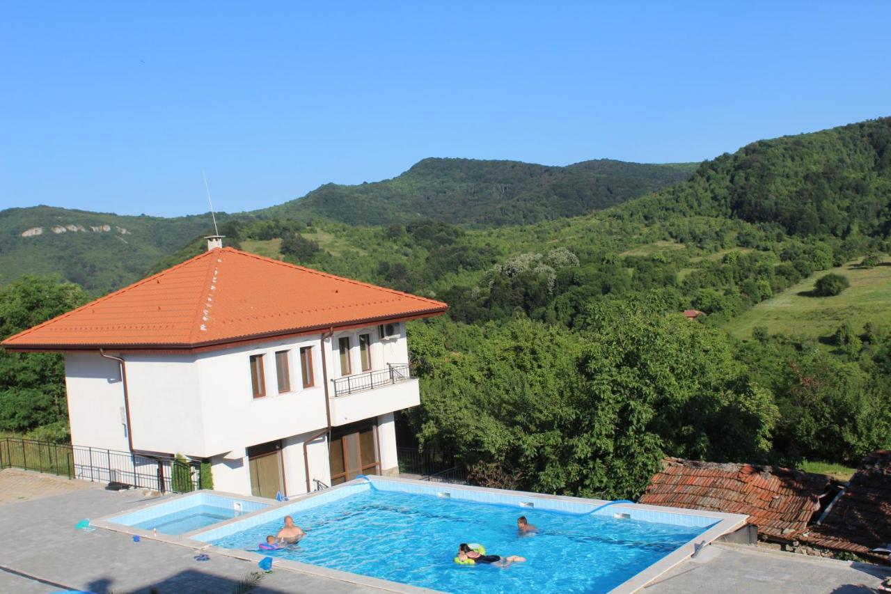 Бадевски Рай- Къща София Veliko Tŭrnovo Exterior foto