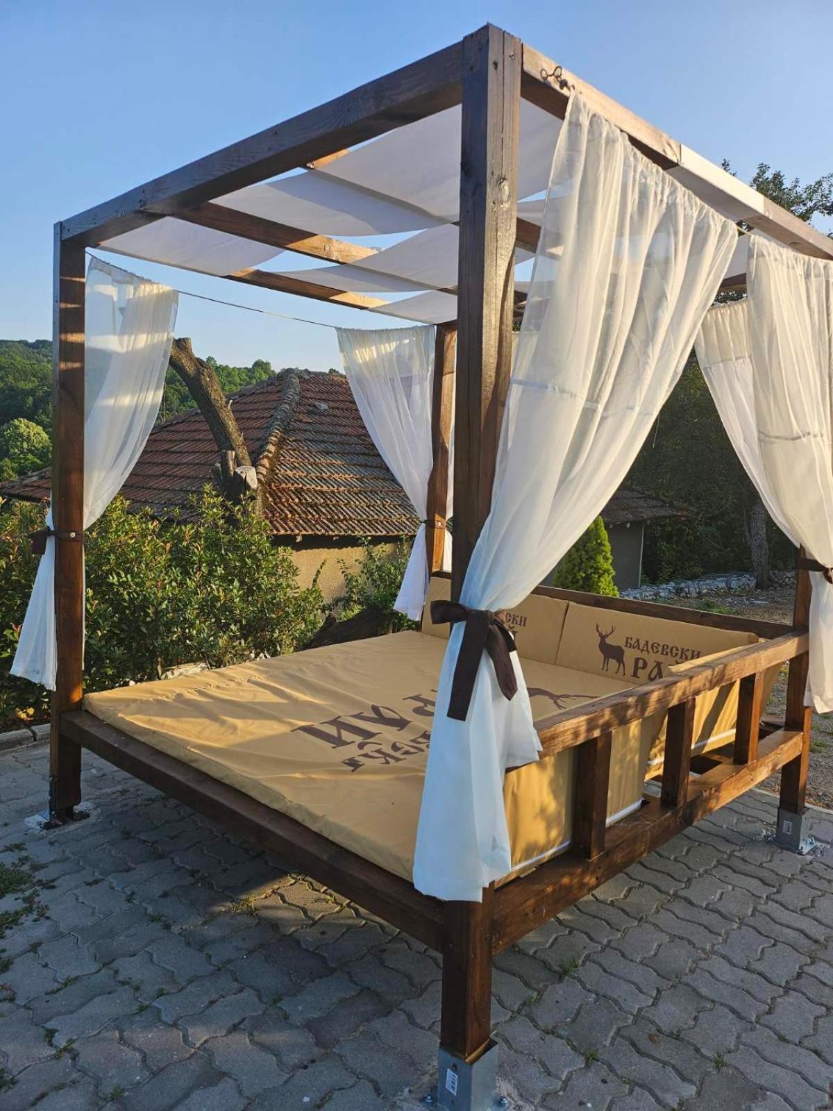 Бадевски Рай- Къща София Veliko Tŭrnovo Exterior foto